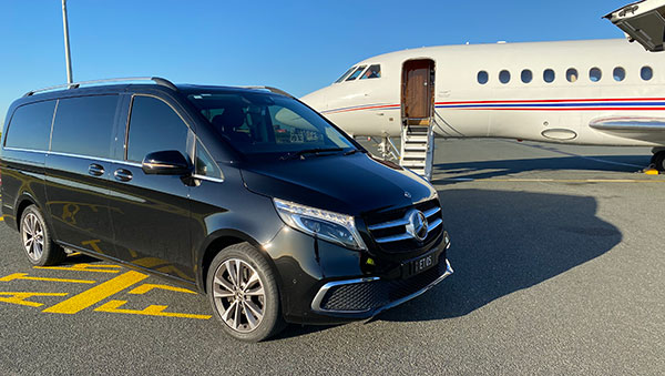 Private airport chauffeur service transfer Gold Coast Brisbane